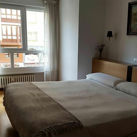 Hostal Costa Gijón Exteriör bild