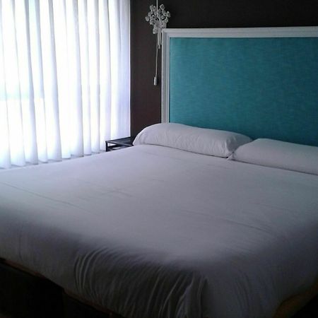 Hostal Costa Gijón Exteriör bild