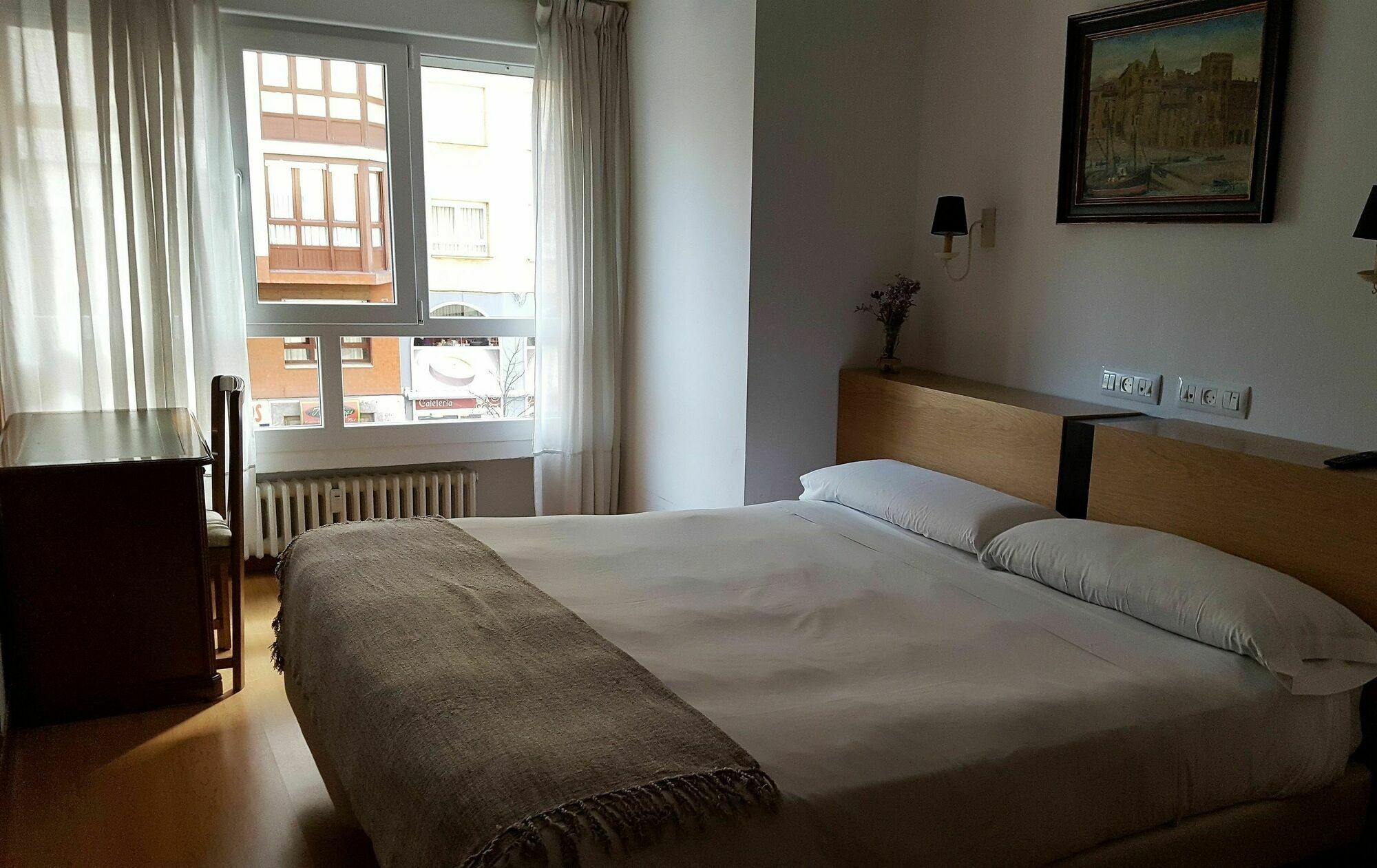 Hostal Costa Gijón Exteriör bild